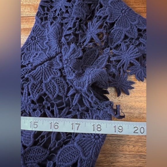 Lilly Pulitzer Marta Dress in True Navy, Truly Floral Lace, Size 10 - Picture 11 of 15